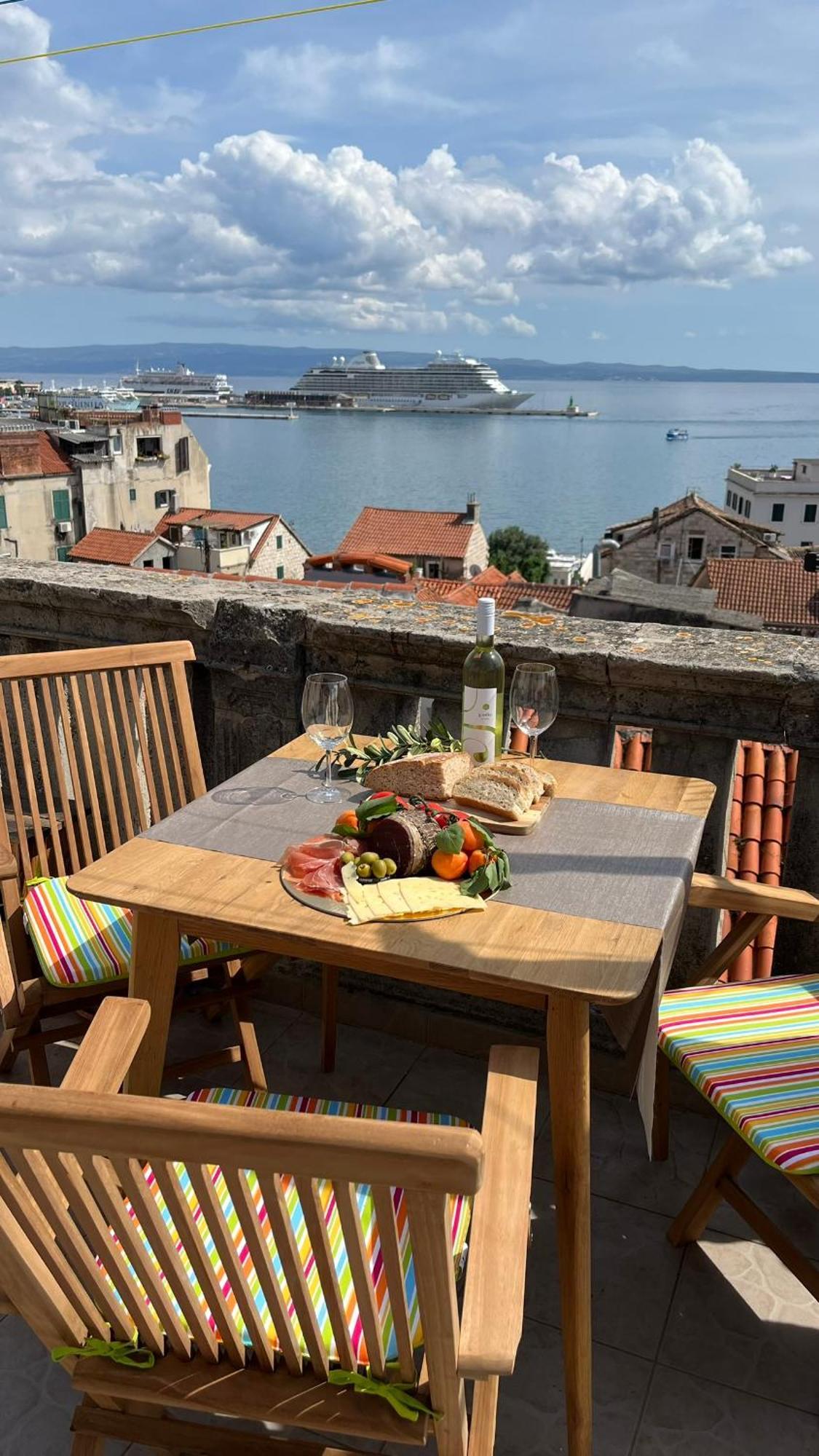 Cozy Seaview Retreat * Split